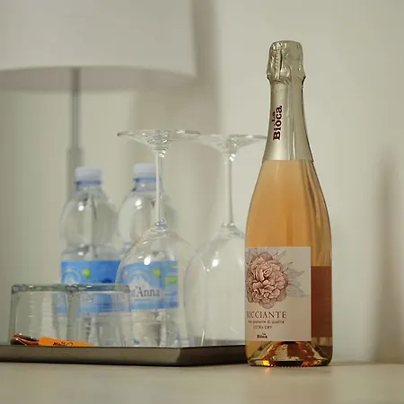 Farma La Bioca Castiglione Falletto